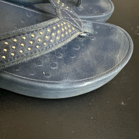 Vionic Blue Kehoe Platform Wedge Heel Gold Studded Flip Flops Women's size 9 - Picture 4 of 8